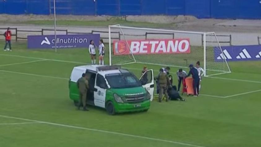La sacó barata: Futbolista que debió ser auxiliada por Carabineros se encuentra en la clínica