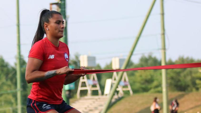 "Tuve que pagar mensualmente por jugar en la UC": María José Urrutia dispara contra su ex club