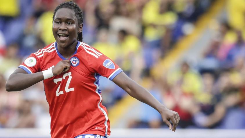 Mary Valencia se lució con la camiseta de La Roja y anotó su primer gol en Colombia