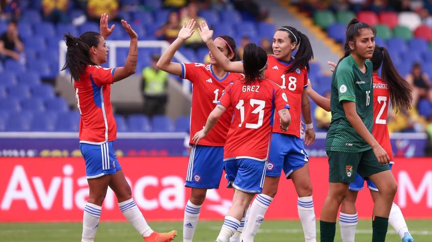 ¡Sigue el sueño! La Roja goleó a Bolivia y mantiene viva la ilusión en la Copa América Femenina