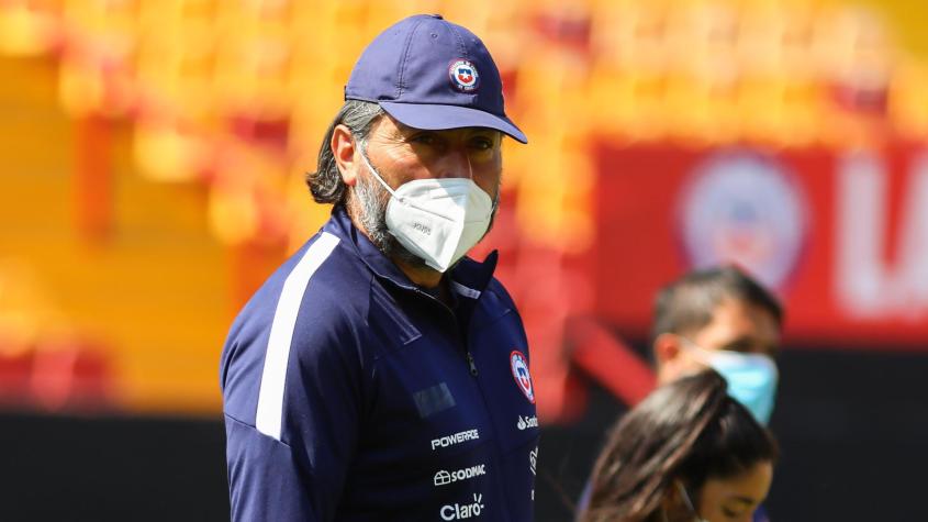 José Letelier lamentó las bajas de la Roja femenina antes del debut: "No tenemos el 100% del plantel"