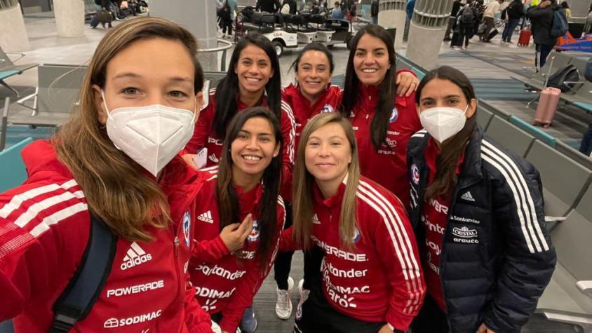 La Roja Femenina emprendió rumbo a Colombia para disputar la Copa América Femenina 2022