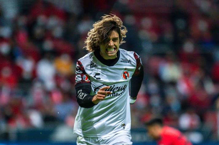 Papá de Joaquín Montecinos destapó el interés de Colo Colo por su hijo: “Apareció fuerte para reemplazar a Solari”