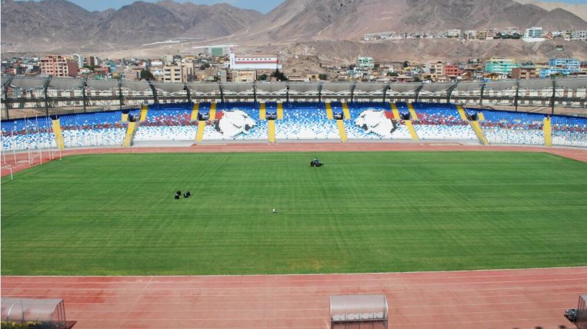 Alcalde de Antofagasta le abre las puertas a la U para recibir a Colo Colo en el Calvo y Bascuñán