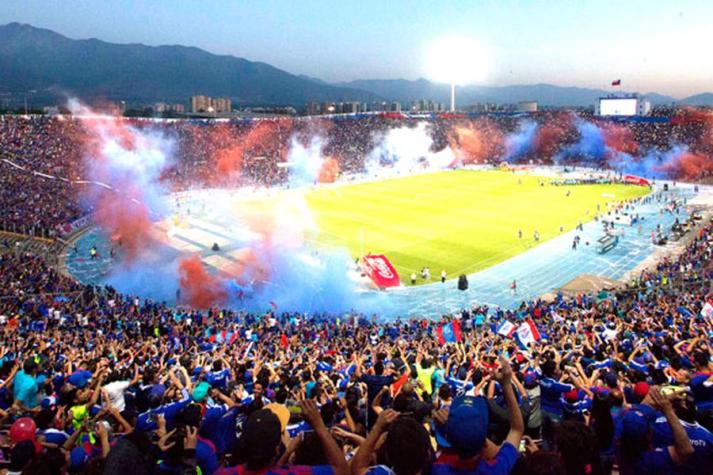 ¿Vuelve el estadio lleno?: Ministerio de Salud evalúa cambiar el aforo para el fútbol chileno