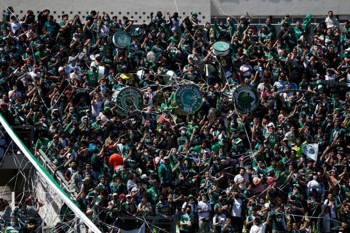 "Respeten a la gente": Hinchas de Santiago Wanderers inician campaña para modificar la programación del duelo ante Melipilla