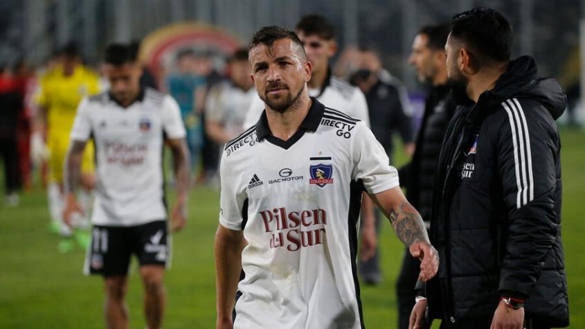 Gustavo Quinteros defendió a Gabriel Costa tras las pifias de los hinchas de Colo Colo: "Hay que recuperarlo porque cada vez que baja su nivel, vuelve mejor"