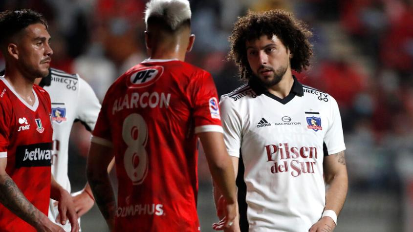 La feroz autocrítica de Maxi Falcón tras la derrota de Colo Colo: "Cometimos muchos errores y tuvimos exceso de confianza"