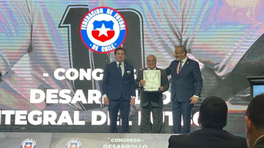 ANFP homenajea a Reinaldo Sánchez por crear el Canal del Fútbol: "Es el sustento del fútbol chileno"