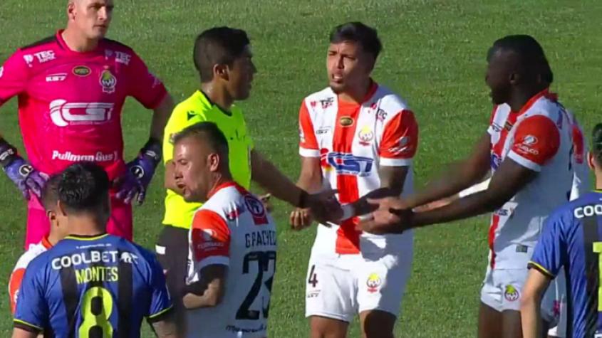 El desesperado reclamo de juvenil de Cobresal tras penal cobrado a Huachipato: "Deberían estar en segunda estos hue... ¿tanto los vas a ayudar?"