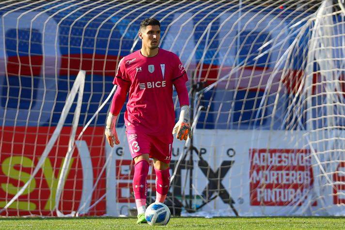 ¡Tremendo! Matías Dituro salvó una pelota en la línea y remedió su error en el Clásico Universitario