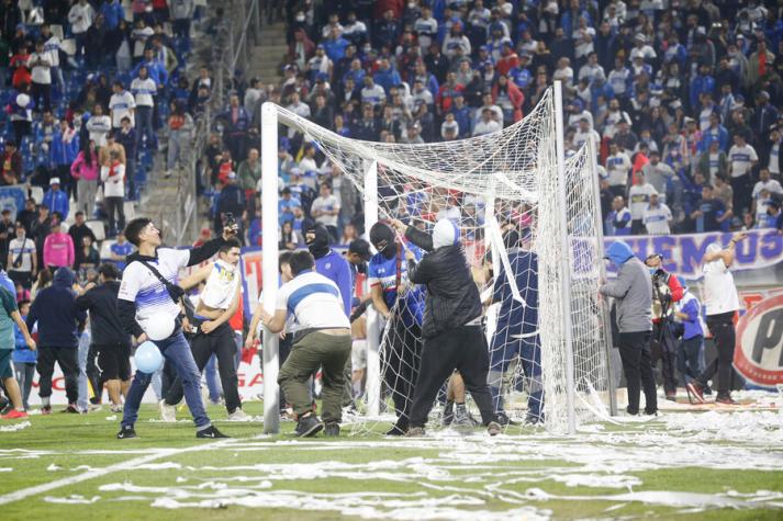 La dura sanción que golpea a la UC previo al Clásico Universitario con la U por la Copa Chile