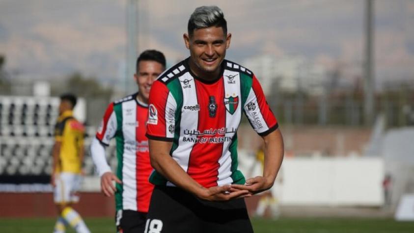 No podrá estar presente ante la 'U': Arbitro acusa a Maximiliano Salas de hacer gestos burlescos tras ser expulsado