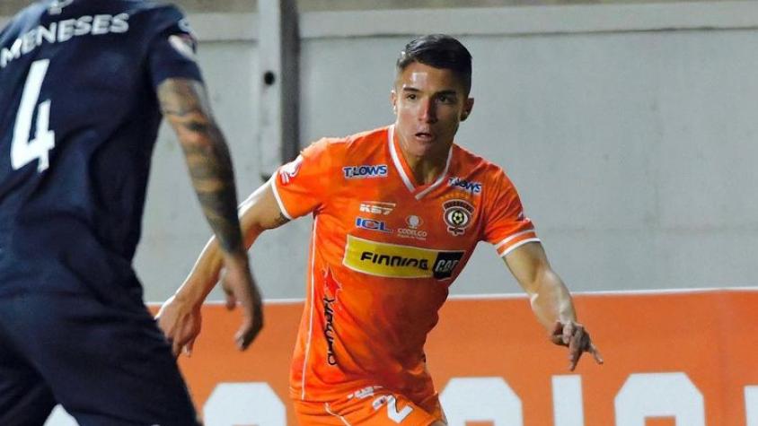 Jorge Espejo para en seco los rumores que lo vinculan a Colo Colo: “No es nada importante, mi foco está ascender con Cobreloa”