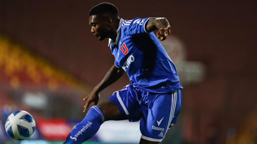 VIDEO | El espectacular golazo de rabona de Junior Fernandes en el entrenamiento de la U