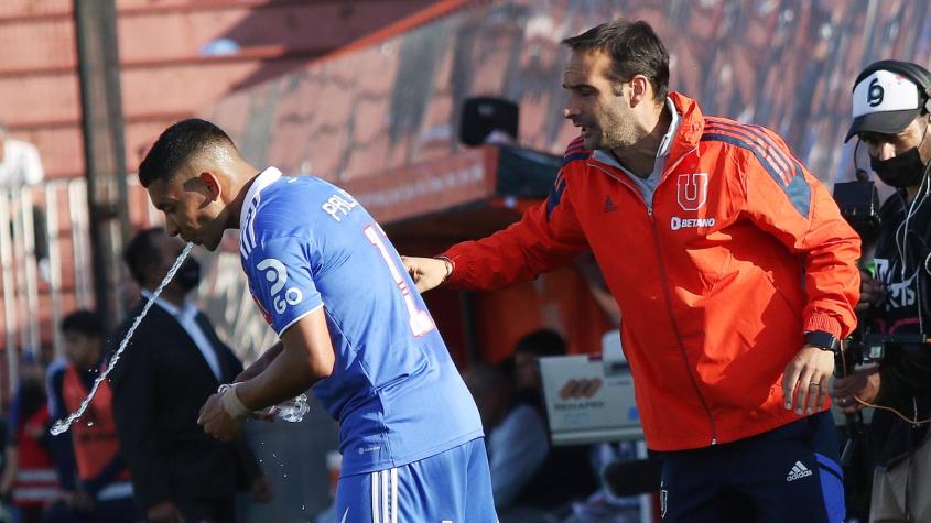 El 'Chorri' le da otro dolor de cabeza a Miranda: Las fórmulas que maneja el DT de la U para reemplazar al goleador en su próxima "final"