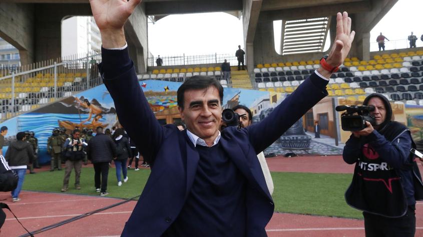 Gustavo Quinteros no se achica y después de "haber ganado todo en Chile" quiere ir por más