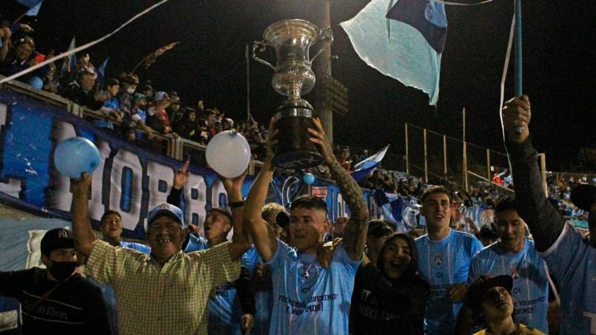 ¡Un ejemplo a seguir! El aplaudido gesto de Deportes Valdivia para reconocer el ascenso de San Marcos de Arica