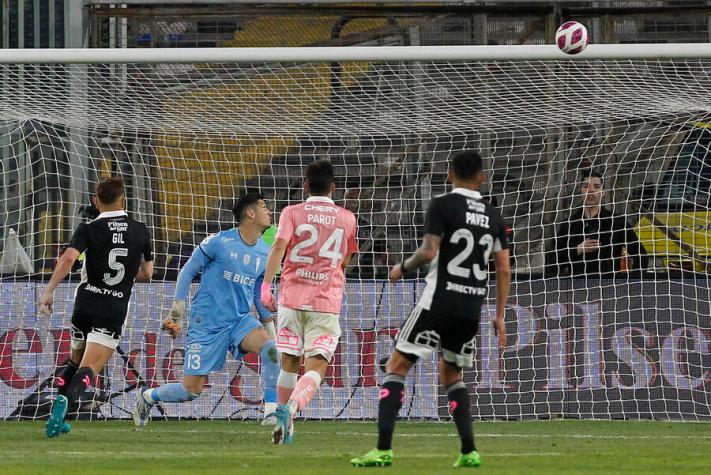 ¡La mitad grita camp...! Colo Colo no pudo con la UC pero quedó ahí de bajar la estrella 33