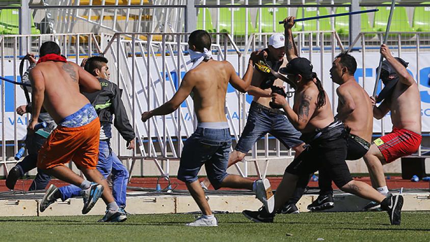 Se confirmó un fallecido tras brutal enfrentamiento entre hinchas de Colo Colo y Santiago Wanderers en Valparaíso