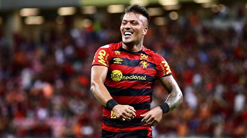 ¿Regresa a Colo Colo? Javier Parraguez ya definió su futuro una vez finalizado su préstamo en Sport Recife