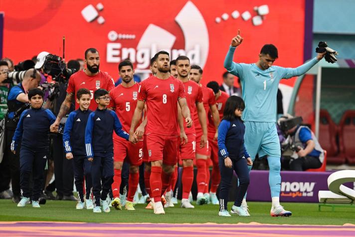 La brutal amenaza del gobierno de Irán a sus jugadores por su desobediente comportamiento en el Mundial
