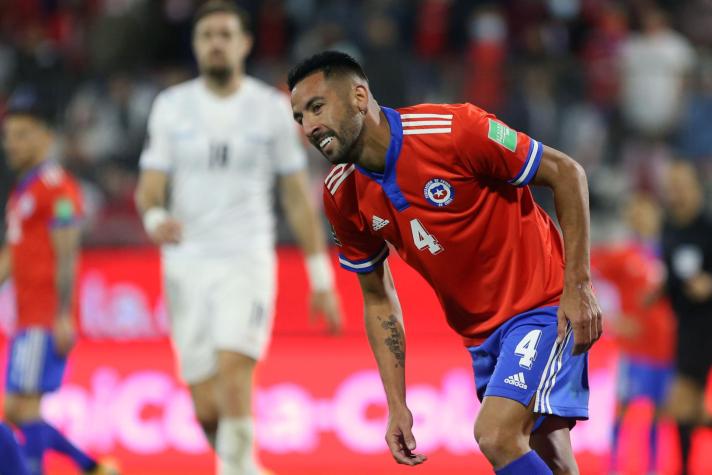 ¿Qué pasa con Mauricio Isla? Eduardo Berizzo jugó al misterio por la ausencia del 'Huaso' en la Roja