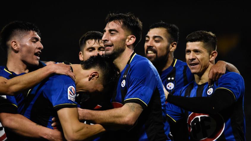 Los 'Acereros' tienen nuevo DT: Huachipato oficializó al sucesor de Mario Salas para 2023
