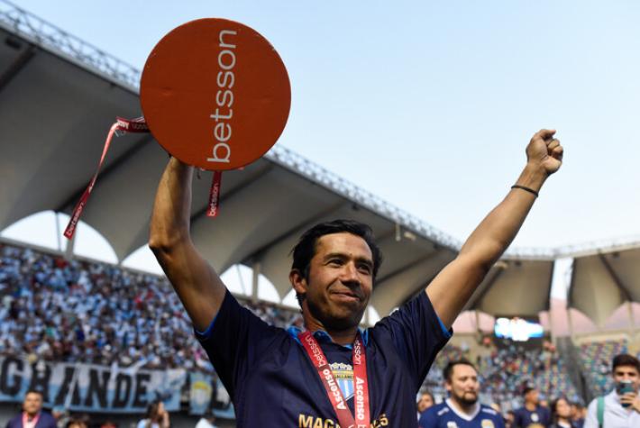Núñez sueña con "hacer aún más histórico" el año de Magallanes y va con todo por la Copa Chile