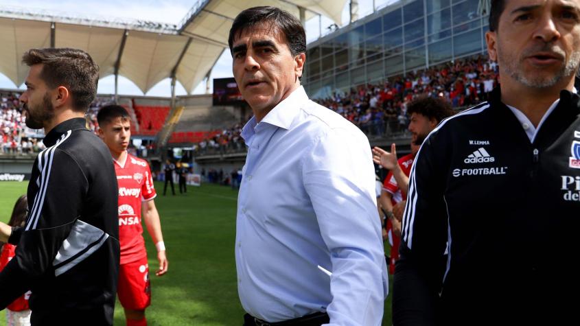 ¿Se cansó de esperar?: Revelan que Gustavo Quinteros podría dejar Colo Colo por falta de fichajes