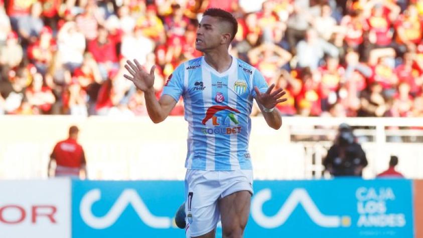 Felipe Flores eufórico con el título de Copa Chile: "Nos apoyaron hinchas de Colo Colo, la U y la Católica"