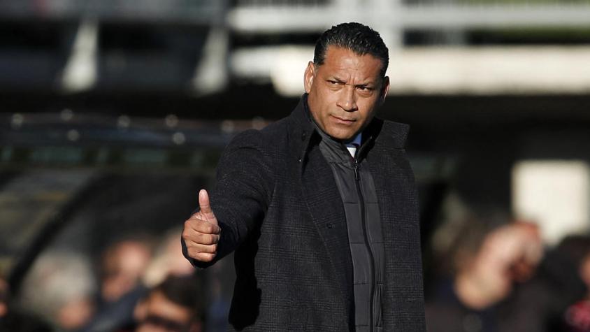 Entrenador del Utrecht renunció a su cargo tras golpear a un jugador en pleno entrenamiento