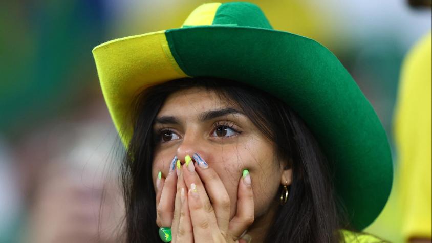 "No podemos hacer esa tanda de penales": hinchas brasileños lloran tras eliminación de Catar 2022