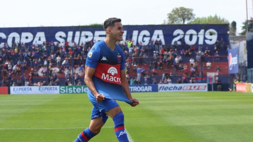 Busca reemplazante para Gabriel Costa: Colo Colo se interesa en joven figura del fútbol argentino para 2023
