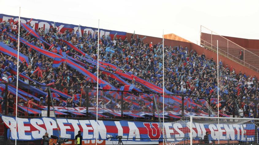 Hinchas de la U están indignados por precio de los abonos sin tener estadio confirmado donde jugar