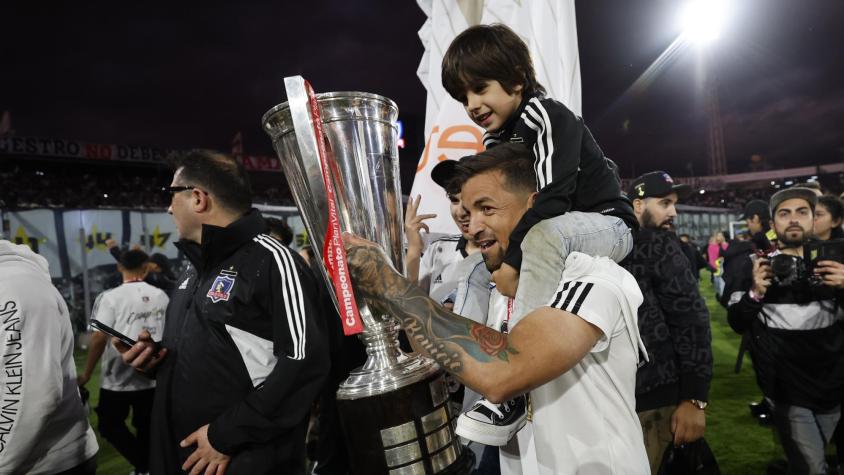 Gabriel Costa y su hijo Benicio. (Photosport)