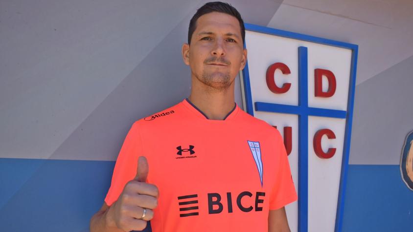 Más experiencia para la zaga: Universidad Católica hizo oficial el fichaje del argentino Guillermo Burdisso