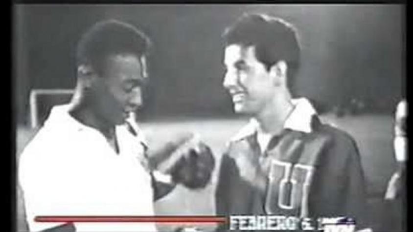 La huella de 'O Rei' en Chile: Los históricos duelos que disputó Pelé ante Colo Colo y la U