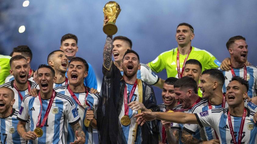 ¡Increíble pero cierto! Paulo Dybala regaló su medalla de campeón del mundo con Argentina