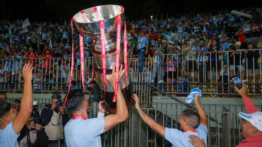 La improvisada Supercopa que le tocó a Magallanes: ¡con cinta adhesiva y la base totalmente desarmada!