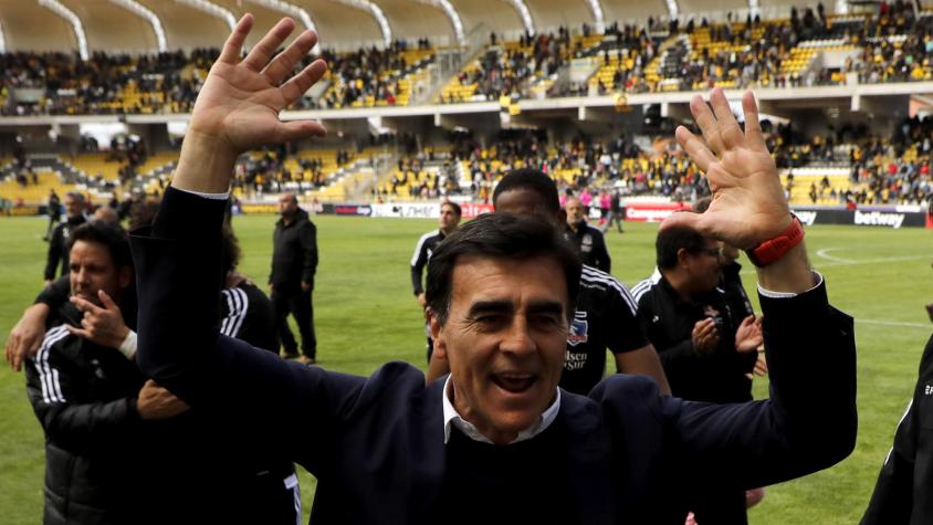 Volvió la obsesión de Gustavo Quinteros para reforzar Colo Colo tras la falta de refuerzos