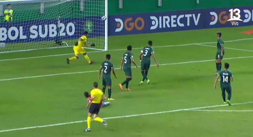 VIDEO| Lucas Assadi justificó su titularidad con la Roja marcando un golazo ante Bolivia
