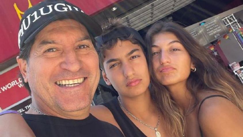 Mia Zamorano junto a su padre