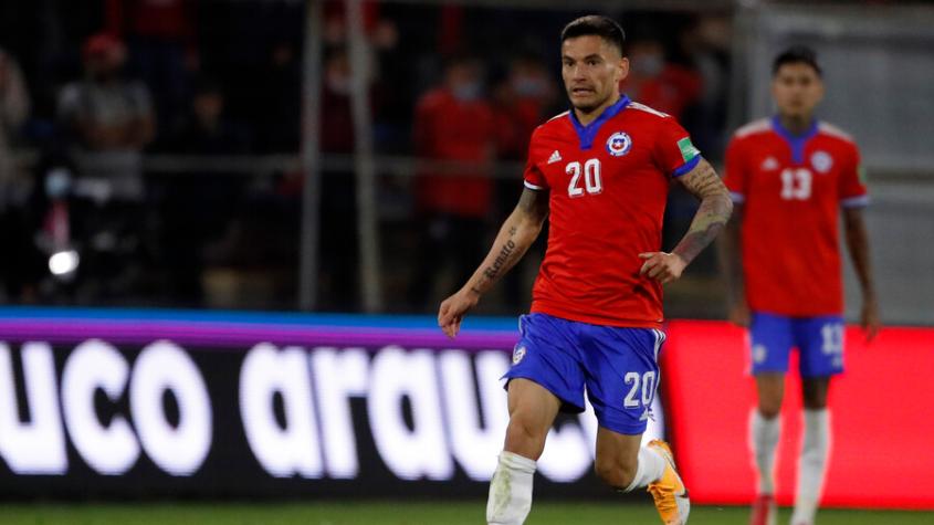 Santos busca la contratación de Charles Aránguiz para ser protagonista en el Brasileirao y la Copa Sudamericana