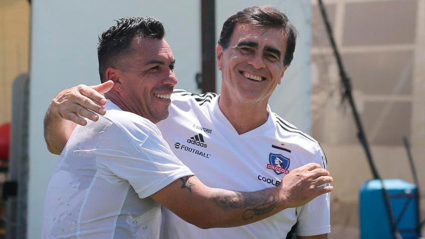 ¡Esteban Paredes volvió al Estadio Monumental!: Colo Colo lo recibió como ídolo