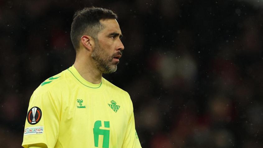 "No transmitió seguridad": prensa española critica a Claudio Bravo tras caída en Europa League
