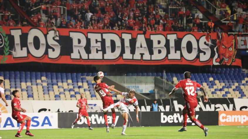 "Alejan a la hinchada": fanáticos de Ñublense enojados por el precio de las entradas para Copa Libertadores