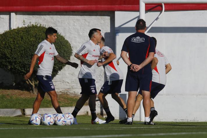 Los referentes de la Roja se cuadran con Berizzo pase lo que pase: "Esperamos que siga"