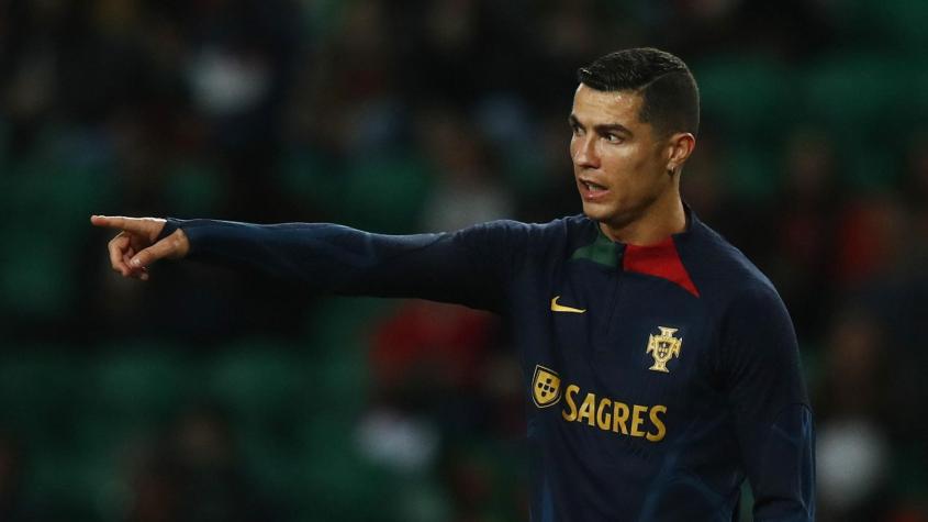Ex DT de la U está a cerca de dirigir a Cristiano Ronaldo en Al Nassr