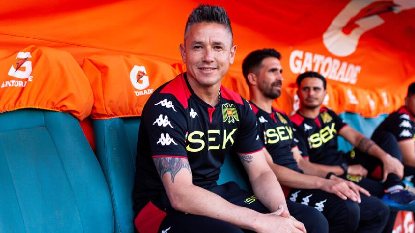 Cruza de vereda: Gustavo Canales será el ayudante de Luca Marcogiuseppe en Audax Italiano